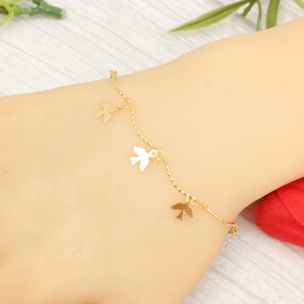 "Trendy Handmade Bracelet – A Thoughtful Gift for Girls & Women | UNVRC1032 - Picture 8 of 10